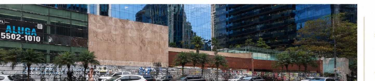 Registro fotográfico da fachada existente; pode conter placas de comercialização anteriores.